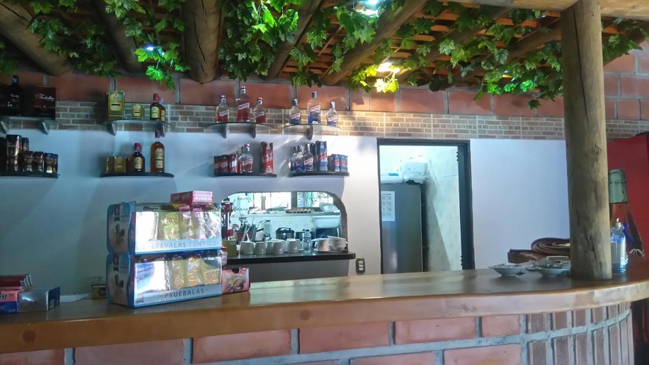 Hotel El Potrillo El Penol  Екстериор снимка